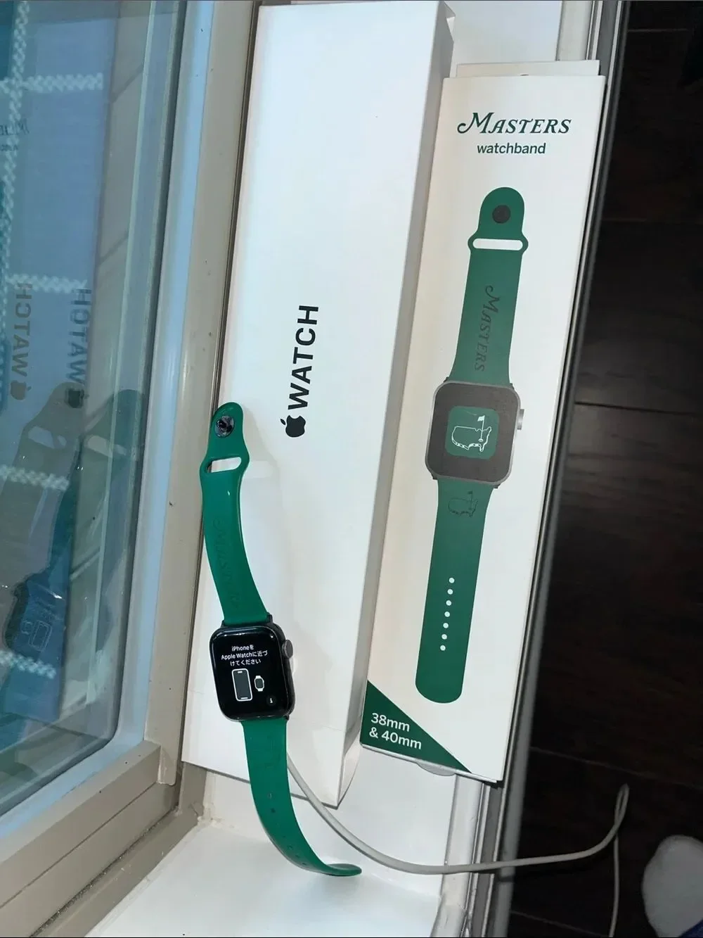 Used Apple watch Series 3 w/watchband Augusta National Masters logo 40mm w/Boxes